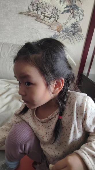 #法国 #我要验牌 今天学习了几句法国话#亲子