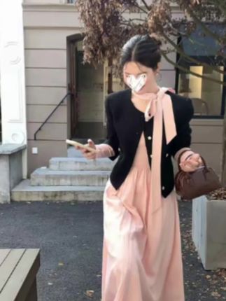 韩系气质百搭法式小香风外套+温柔粉色长袖连衣裙两件套装D721#早秋新款#韩系减龄#气质百搭套装裙#温柔风搭配#谁穿谁好看系列