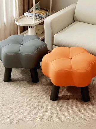 小凳子家用小矮凳高级感客厅小板凳创意花朵凳久坐不累茶几凳脚凳#家居好物 #居家好物 #小凳子#换鞋凳#花朵凳子