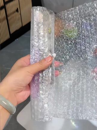 家人们,凸面牙刷终于出了亲子款的了!超高颜值小朋友都很喜欢,凸面的设计牙齿刷得更干净!家里需要换牙刷的真的可以试试!#牙刷 #凸面牙刷 #亲子牙刷 #软毛牙刷 #儿童罗马柱山型凸面牙刷