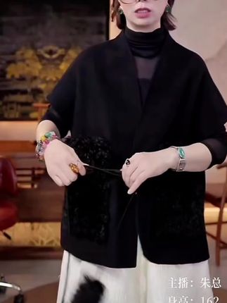 寻知·朱总原创设计XZM284C暖绒絮语马夹#马夹#时尚穿搭#高级感穿搭#洋气减龄 #ootd穿搭 @DOU+上热门 @DOU+小助手 @DOU+好生意