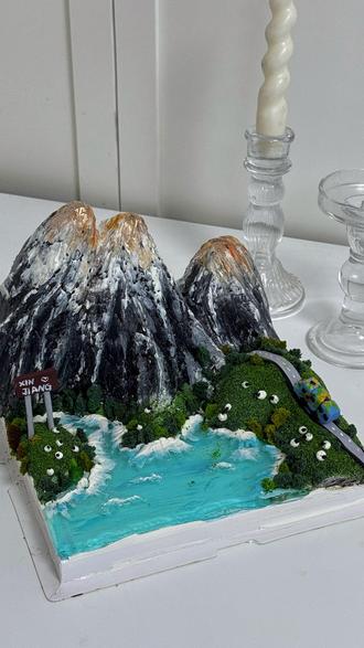 赛里木湖蛋糕拍照,旅游帮手 赛里木湖蛋糕拍照,旅游帮手