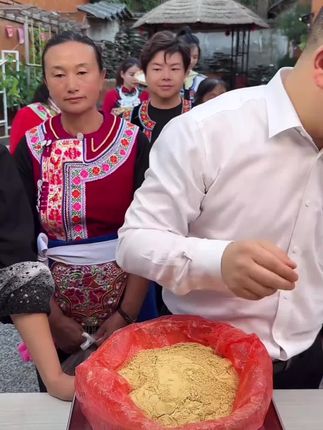云南小黄姜干姜粉,姜香浓辣,营养 丰富,炒菜,泡水都可以 #干姜粉 #姜 #小黄姜