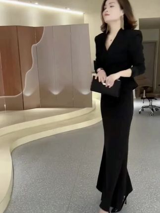 #强烈推荐#美不美你说了算#气质穿搭#美出高级感#高级感穿搭