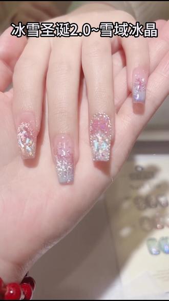 冰雪圣诞2.0~雪域冰晶 #美甲 #kasi #kasi美甲 #冰花猫眼美甲教程 #美甲详细教程视频
