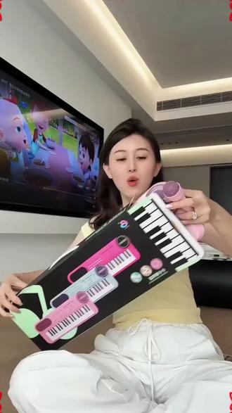 37键多种功能电子琴话筒琴谱含增高架音乐启蒙早教实验宝宝玩具#多功能电子琴 #37键电子琴 #儿童电子琴 #儿童电子琴玩具 #音乐启蒙