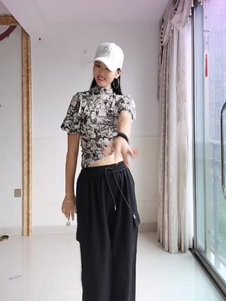 神兽回笼了,新的一轮日子又来了~妈妈们,请吃好喝好玩好😂😂😂#《拥军秧歌》