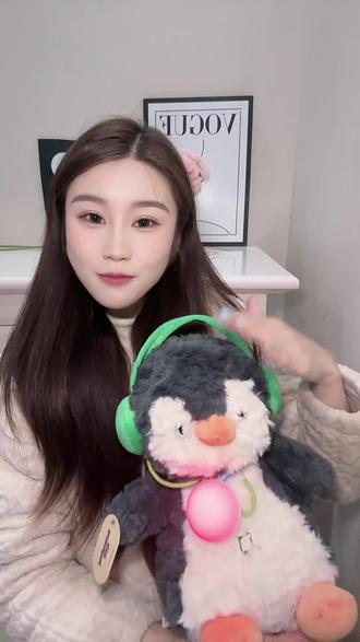 你回答不了的它都能回答,你不会的它也都会,ai对话宝宝超喜欢。#AIDUDU #AIDUDU陪伴玩偶 #豆包知道 #ai豆包