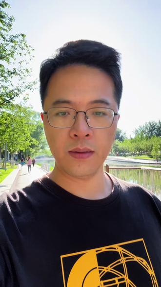 拒绝被AI取代!Hermes部署顺利落地,自动化创作起步 昨日计划用Hermes搭配本地AI,解决创作成本高、时间少、怕被淘汰三大困境。今天完成第一步:Hermes Agent已成功安装到本地电脑。在飞书完成对话测试,身份问答、功能咨询、每日定时推送观点等指令,全部运行正常。后续继续打通剧本、出图、生成视频全流程,持续跟进进度。
感兴趣的朋友可以蹲一波后续进展~ #HermesAgent #ai自动化工作流 #AI工具 #短视频创业 #视频日记