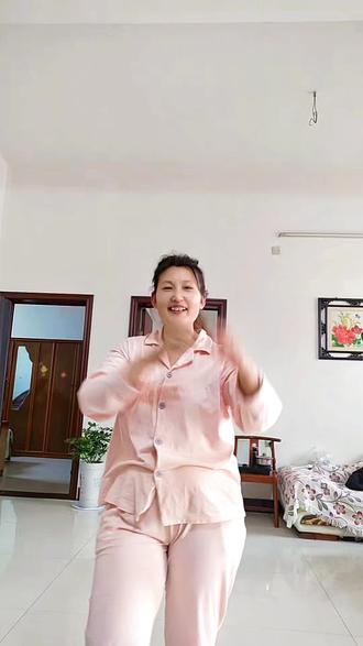 祝我老妈貌美如花,顿顿有肉吃,岁岁有钱花😄 #祝妈妈母亲节快乐#人间观察计划