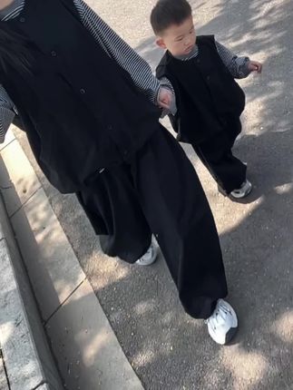 #创作中心 你很重要,也很特别,你是我无论有多难也要捧在手心里的人儿,没有人能指责你,只要你要,只要我有,我定尽我所能,倾尽我所有去爱你#休闲穿搭 #街头风穿搭