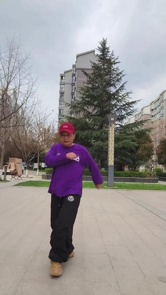 这辈子没什么大愿望、就想拥有大奔和玉芬…#网红歌舞打卡🌹🌹