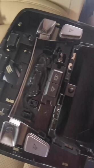 潍坊拆除gps定位车上被装GPS定位器了怎么办? (I35-2I53-3B56)有没有意识到车辆上可能暗藏的 GPS,正悄悄记录你的行驶轨迹?万一这些痕迹被无端获取,岂不是让出行多了份不必要的牵绊? 不及时处理这类设备,行踪可能被持续追踪,打乱本该自由的出行节奏。而屏蔽房正是解决这一问题的关键技术支撑,它凭借高密度金属材质构建封闭空间,形成电磁隔离屏障,让 GPS 无法接收或发送信号,此时才能精准排查出所有隐藏设备,避免遗漏。 缺少屏蔽房的辅助,仅凭常规检测极易放过隐蔽的定位装置。想让出行彻底摆脱不必要的束缚,专业的屏蔽房配合拆除服务,才能带来真正的安心,你觉得呢? #潍坊拆gps #潍坊检测gps定位 #潍坊gps拆除 #拆gps