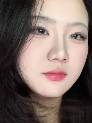 狠狠装一下 主要还是给老婆看口红#口红试色 #9块9 #今日妆容 #卖货实拍 #二次元