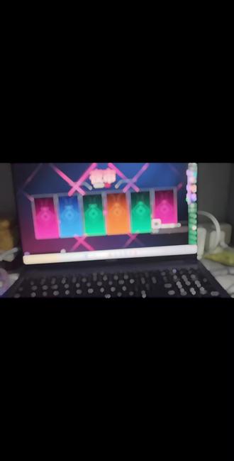 这夜市开的。#无畏契约