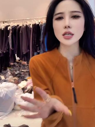 【有氧运动】2025新款秋季短款拉链修身卫衣外套女LK250 #简约风穿搭 #今日穿搭 #上衣穿搭 #分享穿搭 #时尚百搭