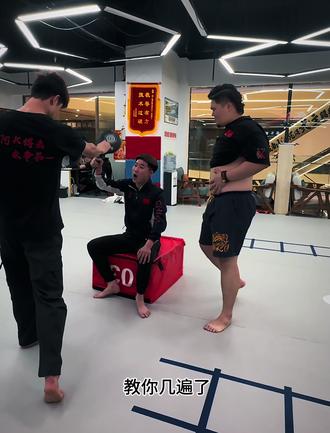 可惜你不看王伊泽,也更不懂顾客险恶!#一念之间#搏击的故事#意想不到的结局