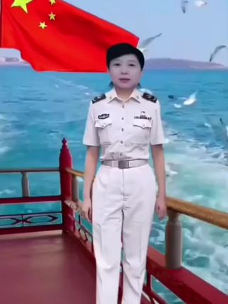 朋友们,友友们大家早上好!今天来首海,陆,空歌曲和大家一起来分享!