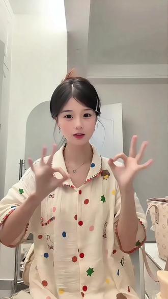 我爱你手势舞教程 我爱你手势舞教 我爱你手势舞教程慢动作教学 我爱你手势舞完整版教学 我爱你舞蹈教程 我爱你手势舞指令我爱你手势舞指令 我爱你手势舞剪 我爱你手势舞分解动作 我爱你手势舞背景剪映 我爱你手势舞完整版指令 我爱你手势舞合拍教学 我爱你手势舞剪映 我爱你手势舞剪映 我爱你手势舞转场指令 我爱你手势舞剪映 我爱你手势舞韩语 我爱你手势舞简单 我爱你手势舞可爱 我爱你手势舞音乐 我爱你手势舞完整版 我爱你手势舞抽象 我爱你手势舞合 我爱你手势舞素材#我爱你手势舞 #Seedance2.0 #Ai分身戏精大赛 #Ai分身杀疯了 #即梦Ai