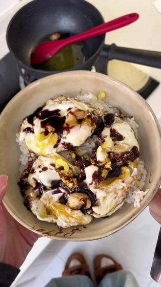 发视频才想起来没放番茄酱,不过一点也不影响好吃,下次再做个原版的吧#鸡蛋的神仙吃法 #公瑾爆蛋 #吃瘦不饿瘦 #生活化减脂 #一人食记