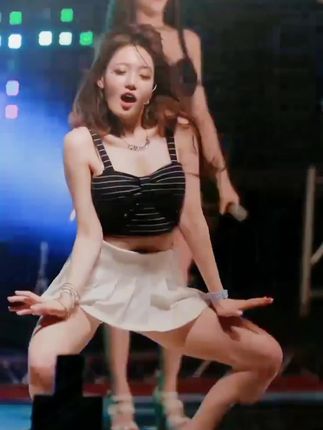 率率这段热舞太炸裂!#朴恩率 #韩流热舞 @DOU+小助手
