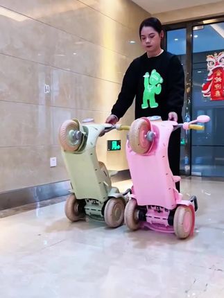 #遛娃神器 #骑上我心爱的小摩托永远不会堵车 #儿童mini电动三轮车 #小司机上路 #宝妈推荐 @DOU+上热门 @DOU+小助手