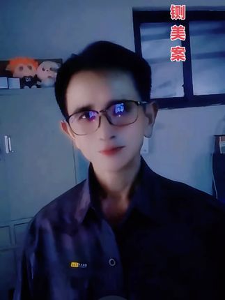 #京剧如诗,每一个瞬间都凝聚着历史的传承与魅力,唱出千年故事,演绎人生百态,令人如痴如醉。