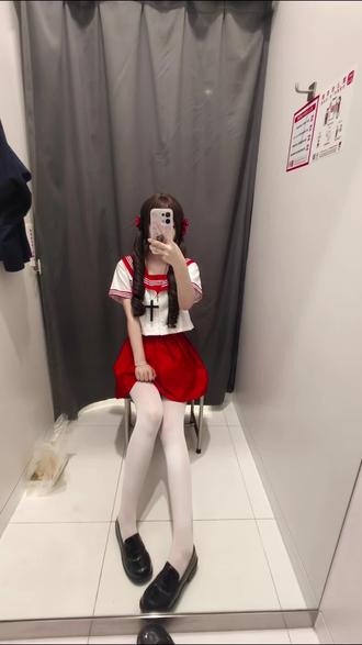 我們的世界只有彼此很難嗎#红三本 #水手服#对镜自拍#双马尾