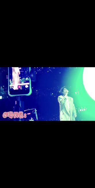 2025.12.31王俊凯《生长》现场直拍|
“我们离得好近 好多人爱你 我也是”💙💫 (拍摄设备:三星s23ultra)#王俊凯 #生长 #江苏卫视跨年演唱会 #神级现场