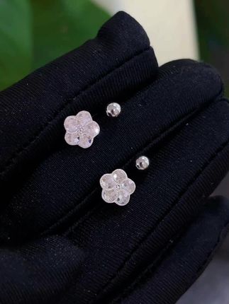 #铂金耳饰 #拧螺丝款 #u形耳钉 #优雅精致女人 #花花草草