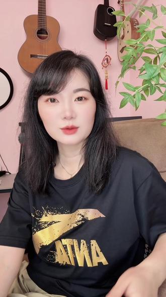 主页置顶作品该怎么放?那可是三条黄金广告位呀!放错了是大大的浪费,放对了事半功倍!
#自媒体#自媒体干货#宝妈创业#口播#短视频运营