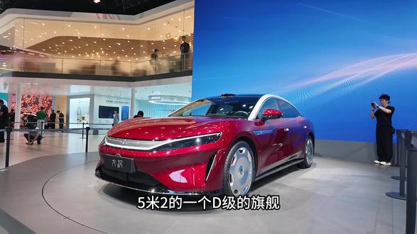 24万多比亚迪大汉仰望隐私玻璃 盘点成都车展最重磅车之大汉EV预售 24.99-29.99万元,搭载云辇-A双腔空悬、天神之眼B激光智驾、仰望U8L同款PDLC调光玻璃,配102度二代刀片电池(续航1008km),3.13米轴距+D级尺寸,后排带腿托脚踏,智驾、舒适、性能全拉满。#2026成都车展 #比亚迪大汉EV #比亚迪 #比亚迪汉 #选车指南