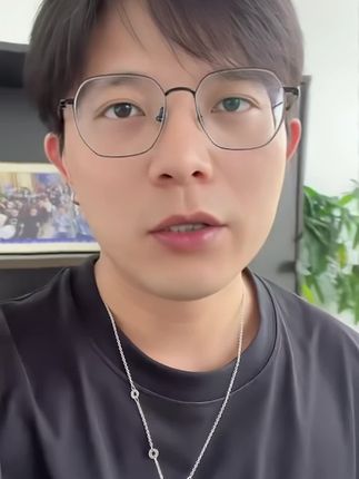 设计到底是什么? 曹雪老师说:设计两个字是表达,设计师是有温度的职业!#大学规划 #设计师 #美术生 #美术考研就业 #干货分享