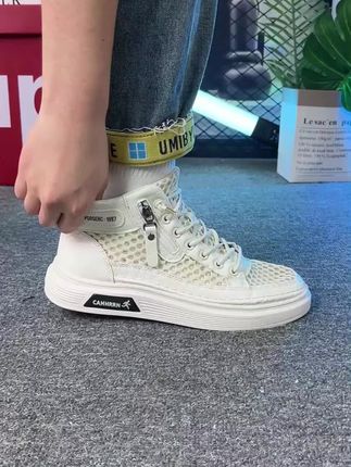 这么好看的休闲鞋我还是头一次见 关键它还这么舒服!#只做高品质 #潮鞋推荐好看不贵 #男鞋推荐 #软底软面穿上超舒服 #好穿不累脚