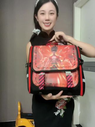 宝宝喜欢的哪吒书包来啦