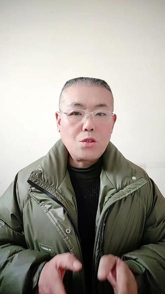 今天是腊月二十四,也是我们皖北地区的小年,在这一天,咱们有哪些该做的,哪些不该做的,朋友们,你们要仔细听!#小年