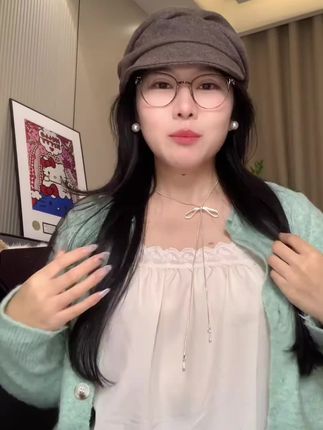 之前没试过这种配饰的姐妹们,真的一定要试试,真的绝了!超百搭 #时尚饰品 #项链 #项链控 #项链推荐 #项链吊坠 甜美简约抽拉蝴蝶结项链女韩系小众设计长款配饰百搭2025春款