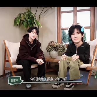 #竹马组张真源严浩翔 #张真源#严浩翔
对抗路兄弟👀
@抖音粉条中心 @DOU+小助手 @抖音小助手 @会火