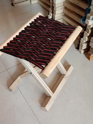 实木马扎凳子实木马扎凳烧烤凳钓鱼凳槐木料马扎凳#户外钓鱼凳折叠凳 #烧烤凳子 @DOU+小助手 @抖加🔥上热门🔥dou+🔥热点宝