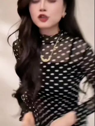 【大婷婷】长袖圆领修身波点连衣裙时尚显瘦气质初秋新款裙子DT1578#辣妹穿搭 #气质范 #碎花裙搭配 #小黑裙 #美出新高度