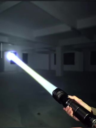 微笑鲨强光手电筒充电户外远射超亮白激光大炮防水多功能手电5991#手电筒 #强光手电 #强光手电筒 #好物分享 #多功能手电筒