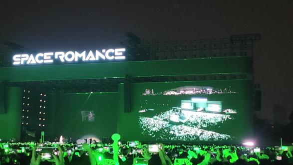 最好的生日礼物就是和你见一面#王源 #太空奇缘音乐嘉年华