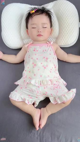 2026夏季儿童吊带套装女童无袖裙女童慵懒公主薄款碎花卡通洋气