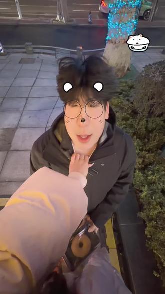 这条视频的代价是一个甜甜圈🍩@焦虑 #笨蛋小狗 #男朋友