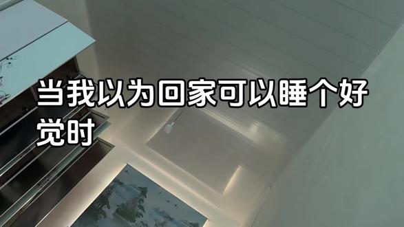 狗夜里叫,鸡凌晨两三点就开始打鸣,但凡一点动静就好大声音,根本睡不到好觉