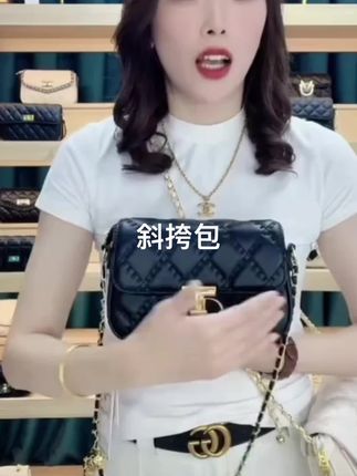 #时尚女包#单肩斜挎包#简约大气 #新款包包 #百搭包包@DOU+小助手 @DOU+好生意