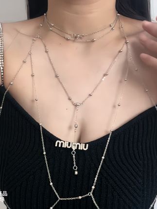 淘到一条很特别的#胸链身体链 戴上真的很吸睛!夏天穿上小吊带小裙子更出片、氛围感满满!还带点小情调…#饰品搭配 #饰品搭配 #纯欲天花板 #御姐