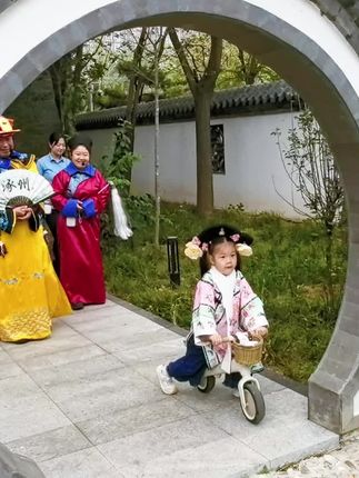 真假乾隆爷#穿越 #假期 #旅行推荐官 #原创 #dou上热门 @DOU+小助手