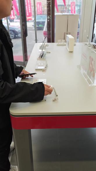 红米turbo5系列全新发布。现在首销日(1.29-2.1)到店购机有365天只换不修五年电池保等虚拟权益赠送。turbo5还有专属黄金红包礼品,赠送数量有限,先到先得哦
#红米 #小米 #红米turbo5 #博乐 #手机