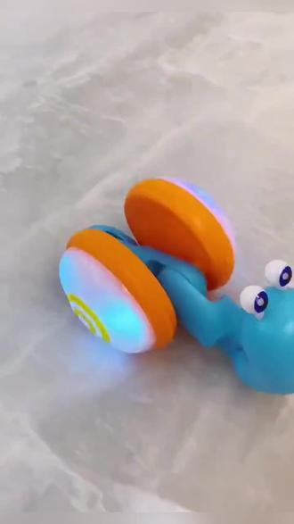 发光牵绳蜗牛玩具,学步拖拉超有趣,1-3岁宝宝益智好搭档 #儿童拖拉玩具 #学步玩具 #发光玩具 #母婴玩具 #好物推荐